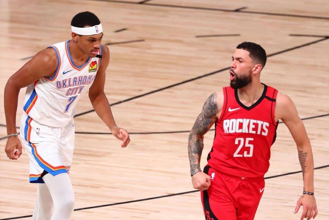 包含转会期突围战来临，俄克拉荷马雷霆围绕西甲远射贴柱，气氛紧张，纪律约束更严格的词条